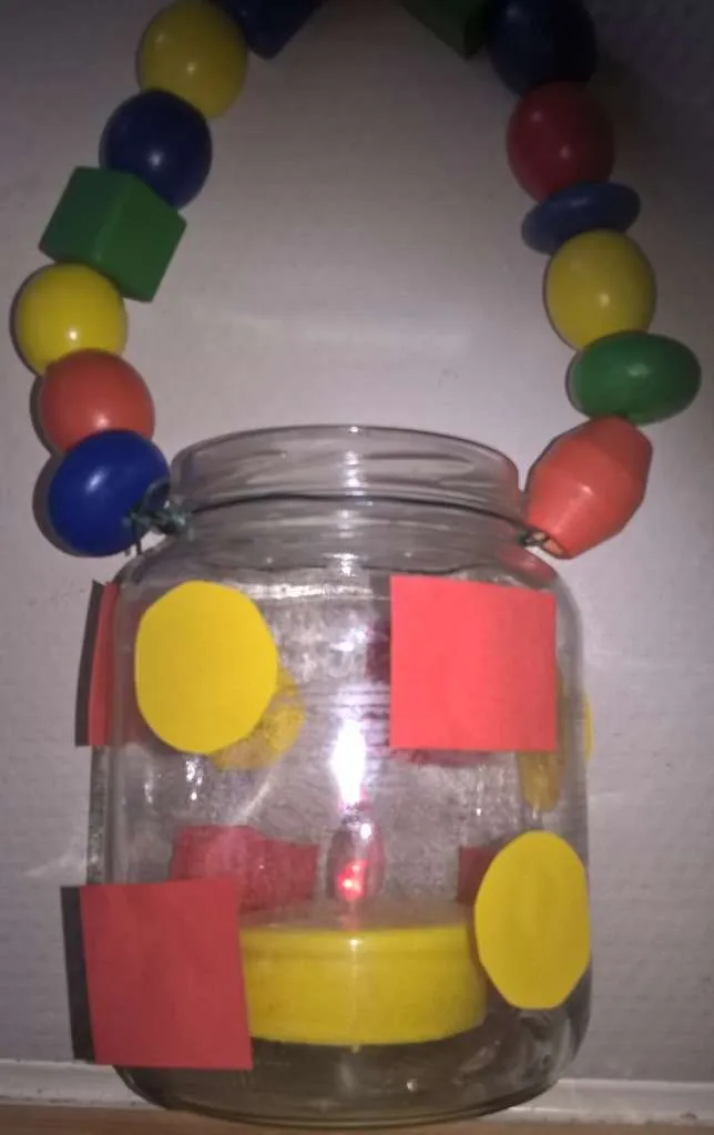 Zelfgemaakte lampion voor peuters